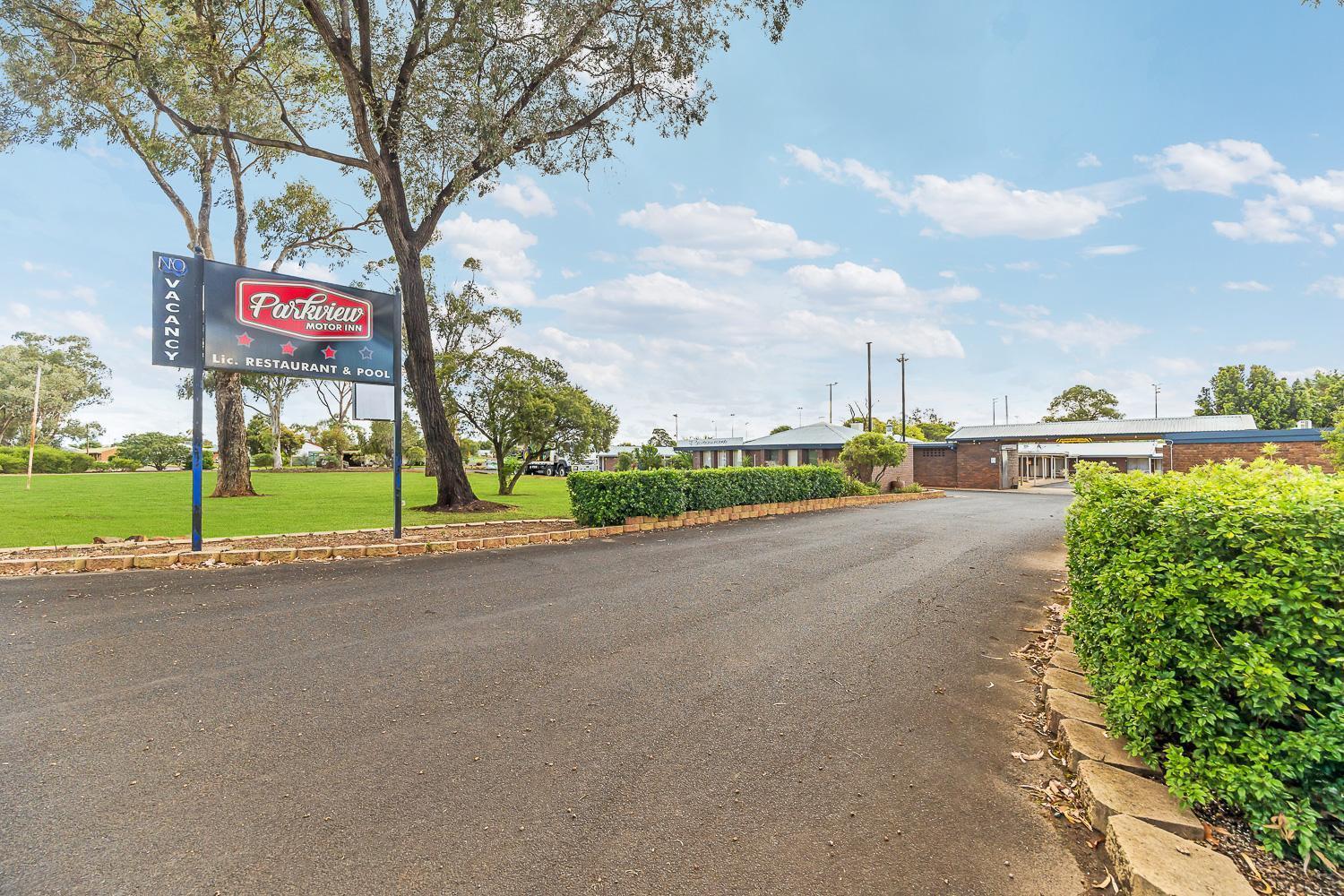 Parkview Motor Inn Parkes Esterno foto
